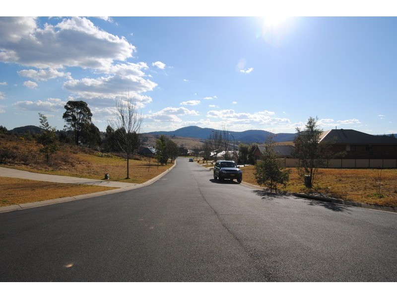 6 Bursaria Place, Lithgow NSW 2790