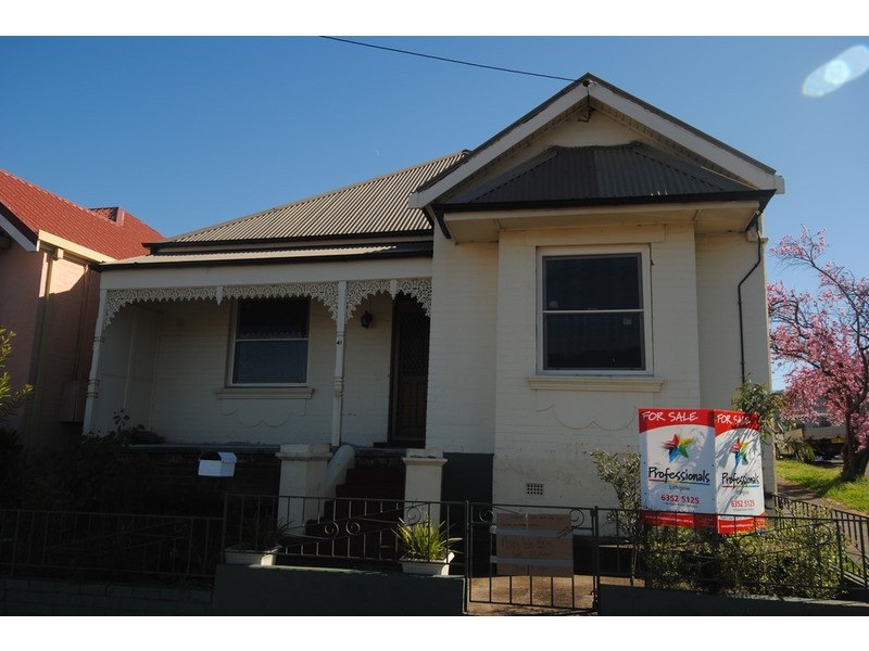 41 Railway  Parade, Lithgow NSW 2790