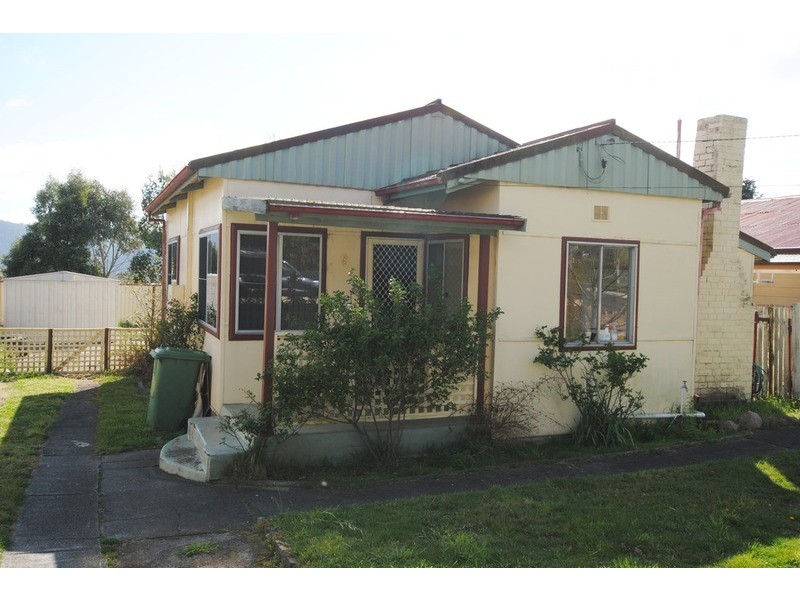 4 First  Street, Lithgow NSW 2790