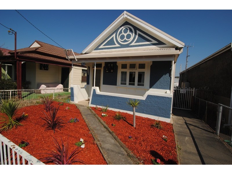 44 Calero Street, Lithgow NSW 2790