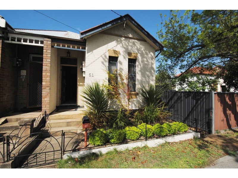 51 Read  Avenue, Lithgow NSW 2790