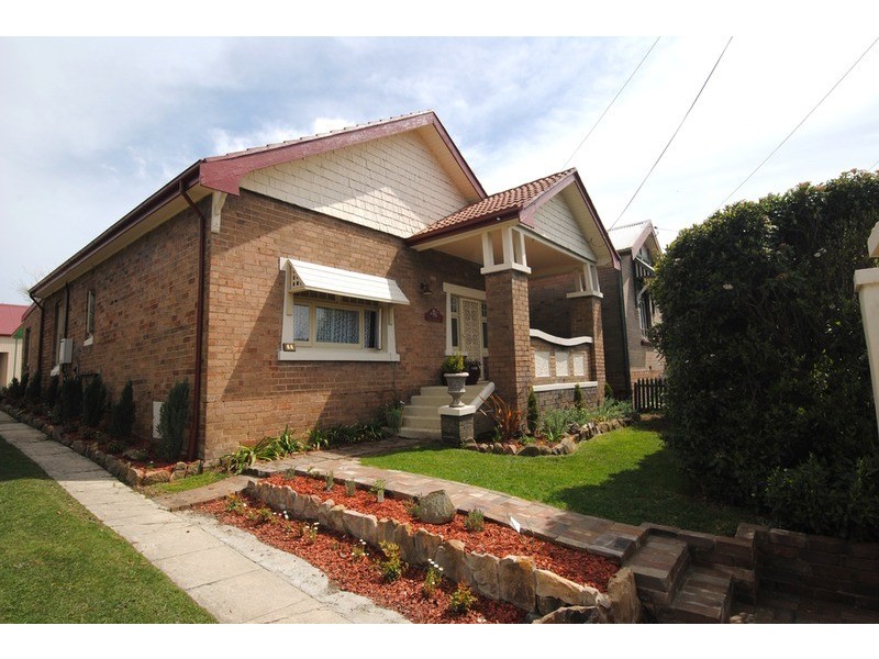 66 Academy Street, Lithgow NSW 2790