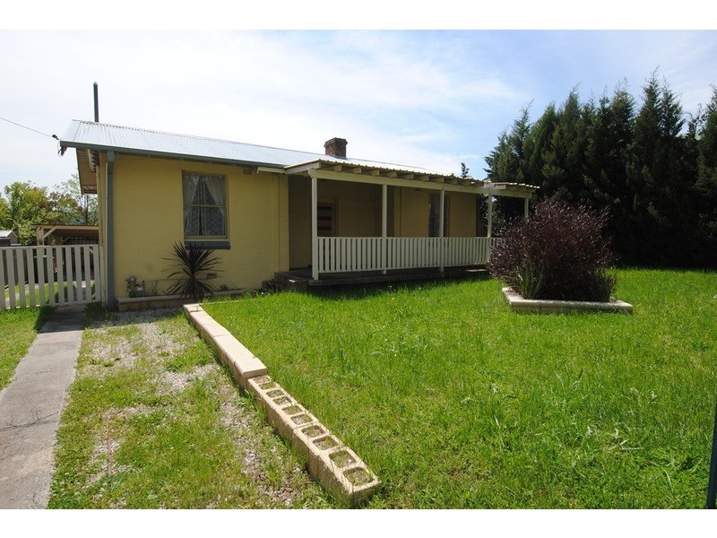 21 Suvla Street, Lithgow NSW 2790