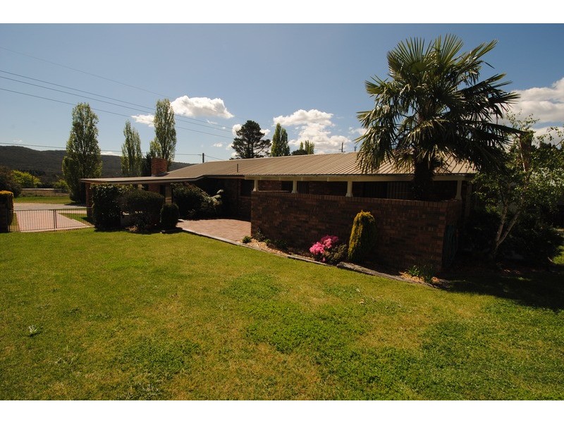 49 Cripps  Avenue, Wallerawang NSW 2845