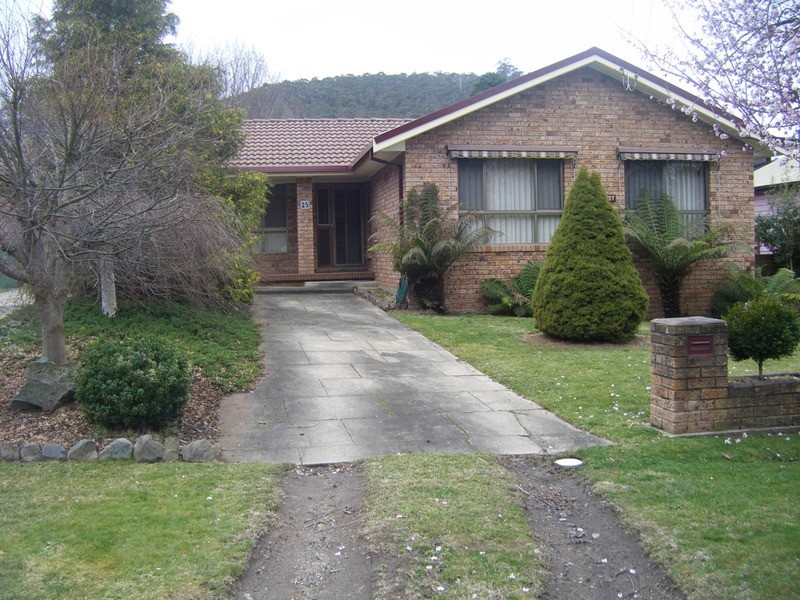 25 Hay  Street, Lithgow NSW 2790