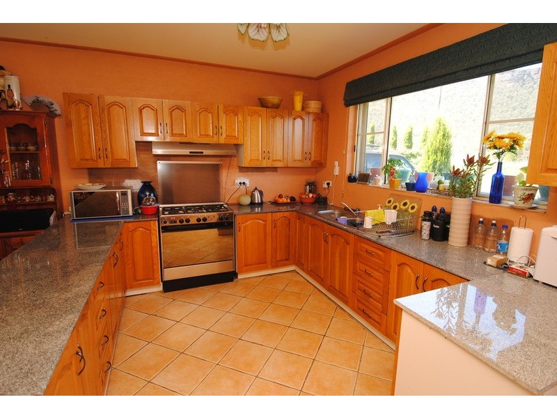 37b Daintree Close, South Bowenfels NSW 2790