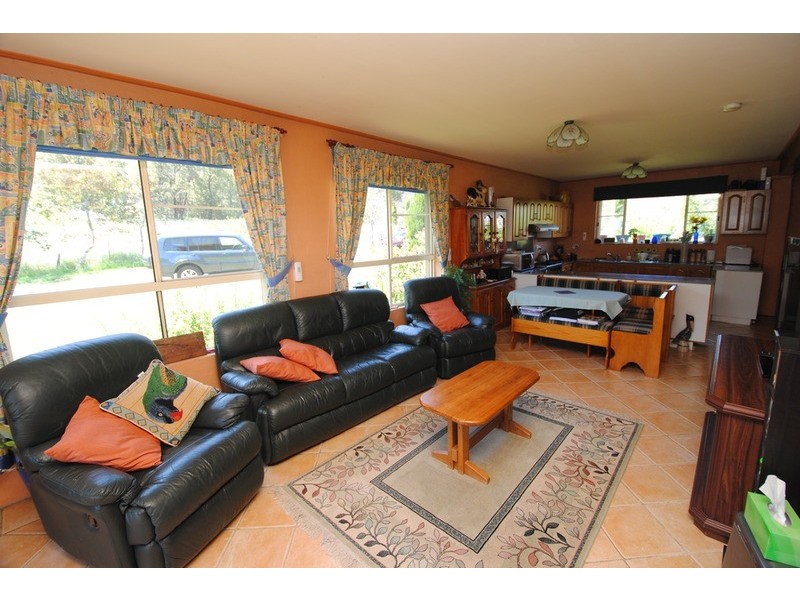 37b Daintree Close, South Bowenfels NSW 2790