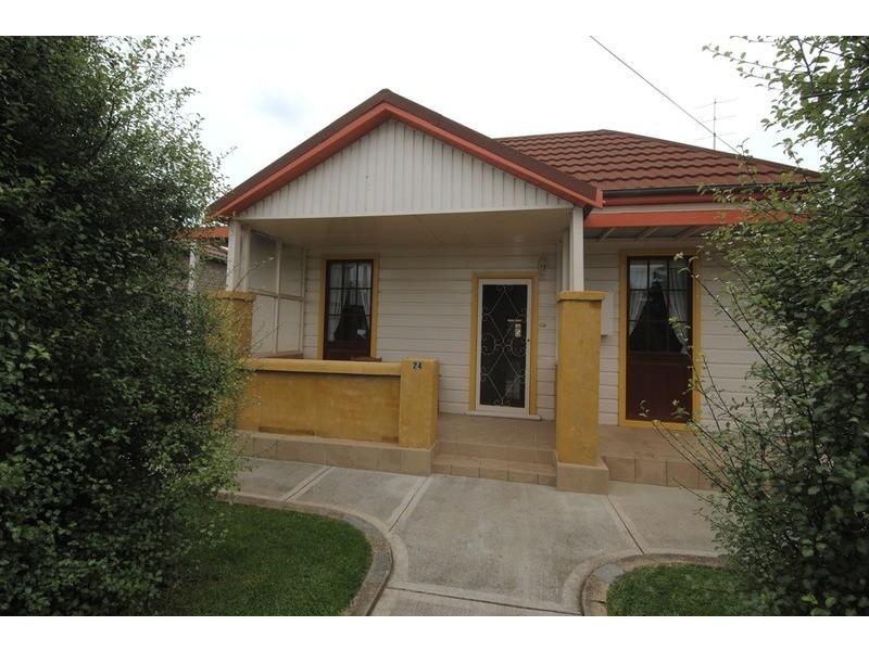 24 Clarice Street, Lithgow NSW 2790