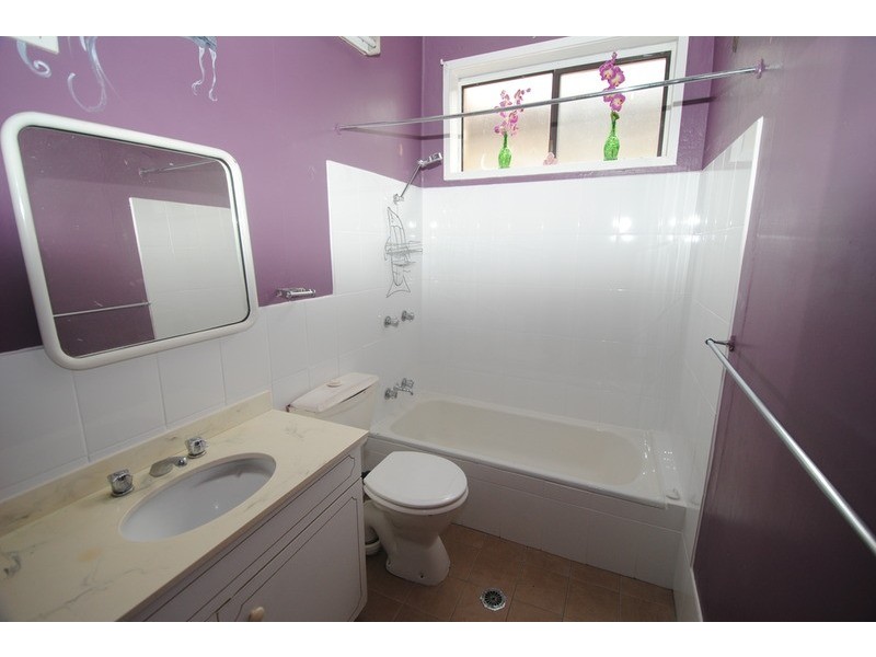 24 Lett Street, Lithgow NSW 2790