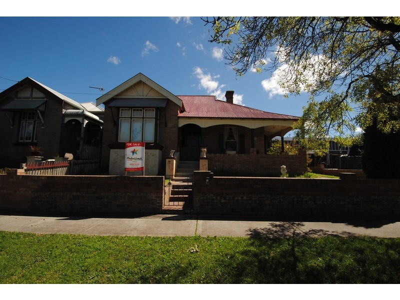 70  Academy Street, Lithgow NSW 2790