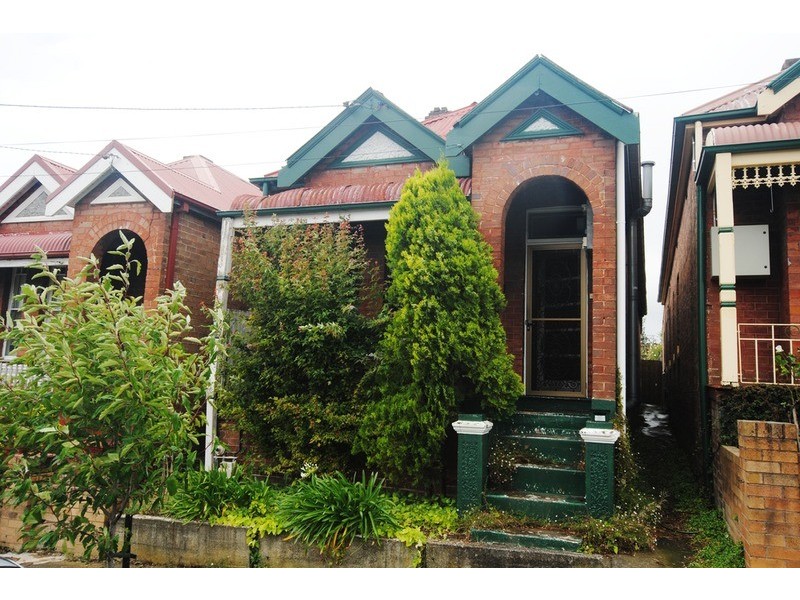 47 Railway  Parade, Lithgow NSW 2790