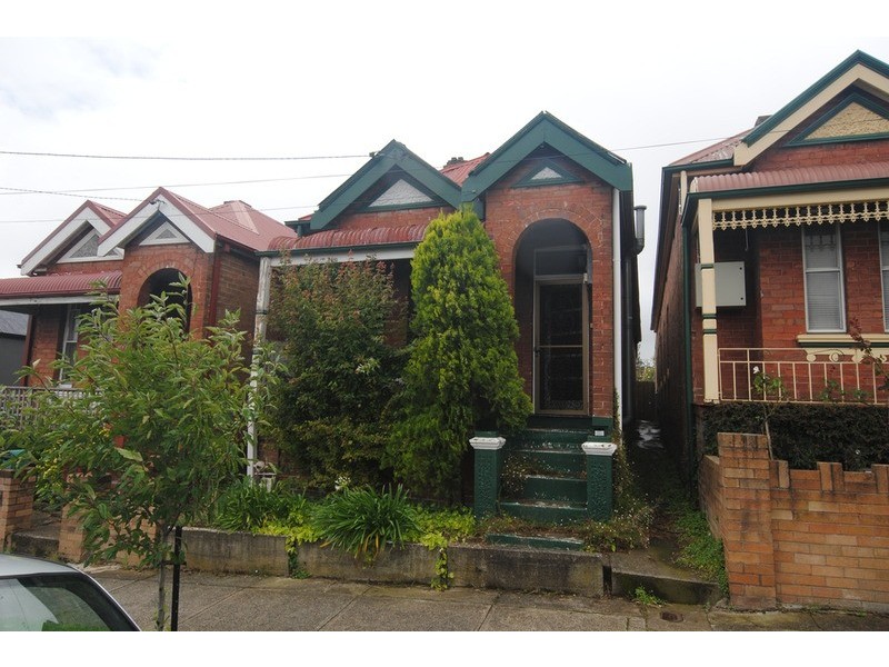 47 Railway  Parade, Lithgow NSW 2790