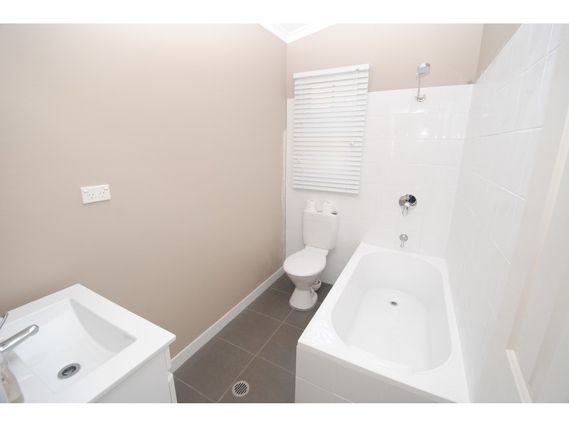 12 Chifley  Road, Lithgow NSW 2790