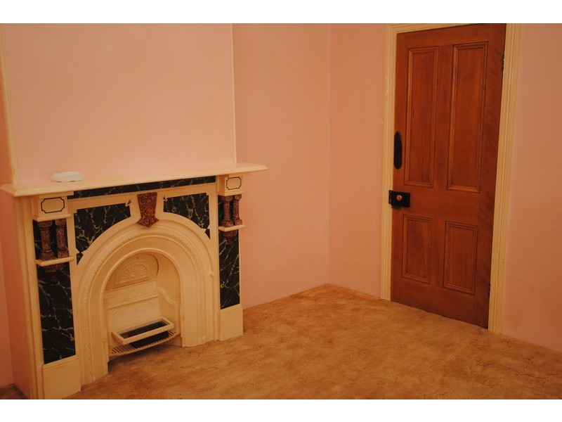 87 Mort Street, Lithgow NSW 2790