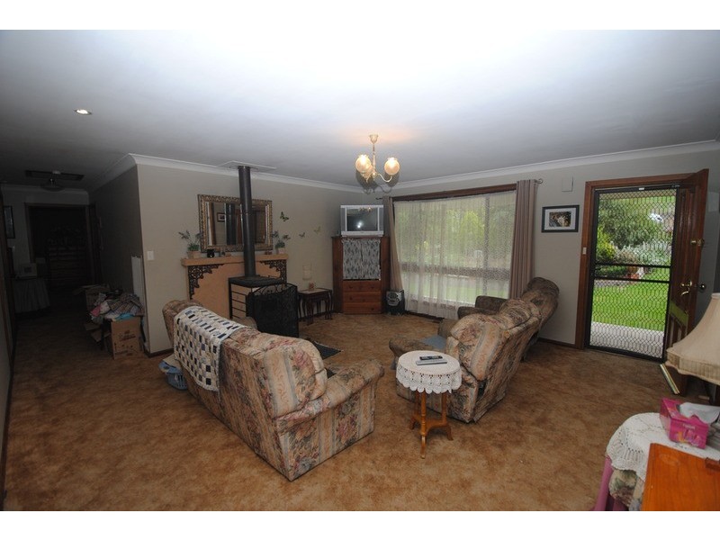 6 Burton  Street, Portland NSW 2847