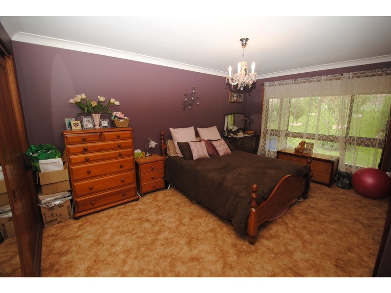 6 Burton  Street, Portland NSW 2847