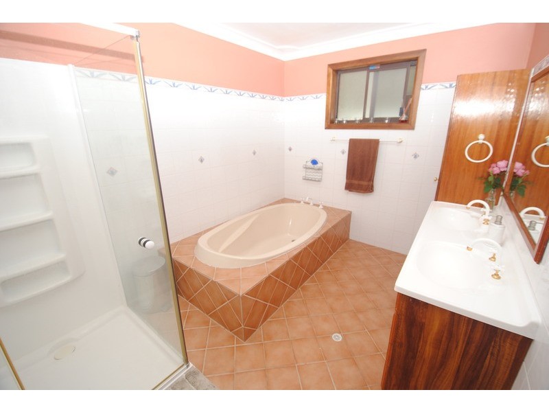 6 Burton  Street, Portland NSW 2847