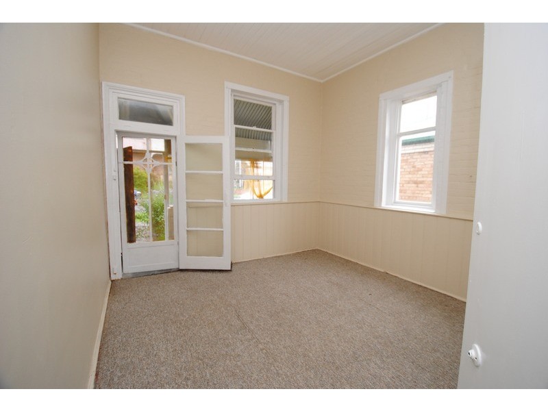 12 Waratah Street, Lithgow NSW 2790