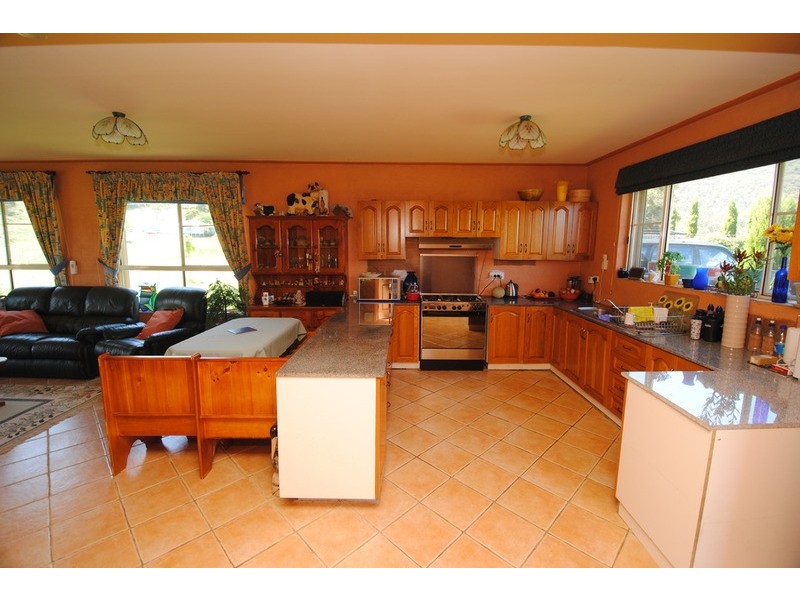 37b Daintree Close, South Bowenfels NSW 2790