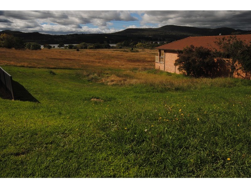 11 Walker  Drive, Lithgow NSW 2790