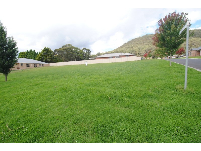 2 Munjowee Circle, Lithgow NSW 2790