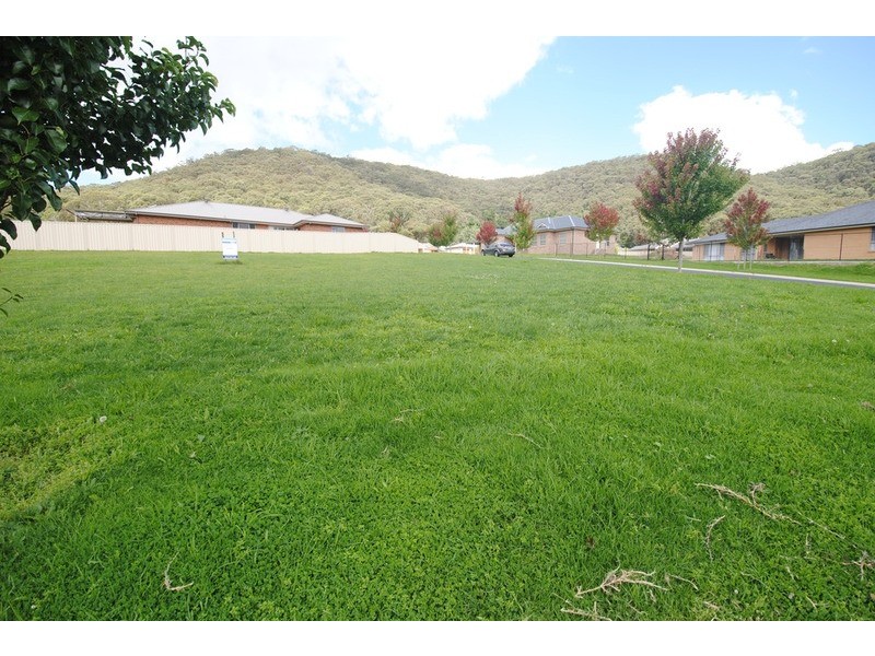 2 Munjowee Circle, Lithgow NSW 2790