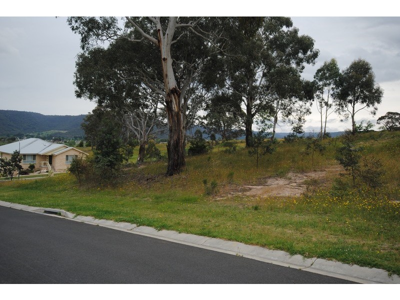 7 James O’Donnel Drive, South Bowenfels NSW 2790