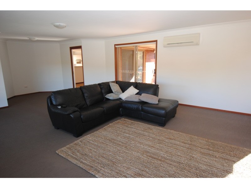 14 Blackett Drive, Wallerawang NSW 2845