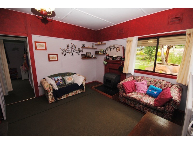 18 Fourth Street, Lithgow NSW 2790