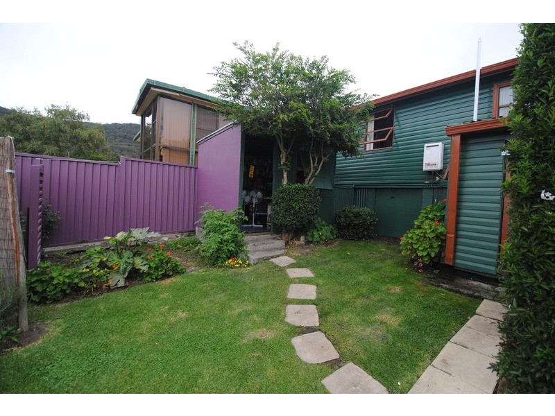 18 Fourth Street, Lithgow NSW 2790