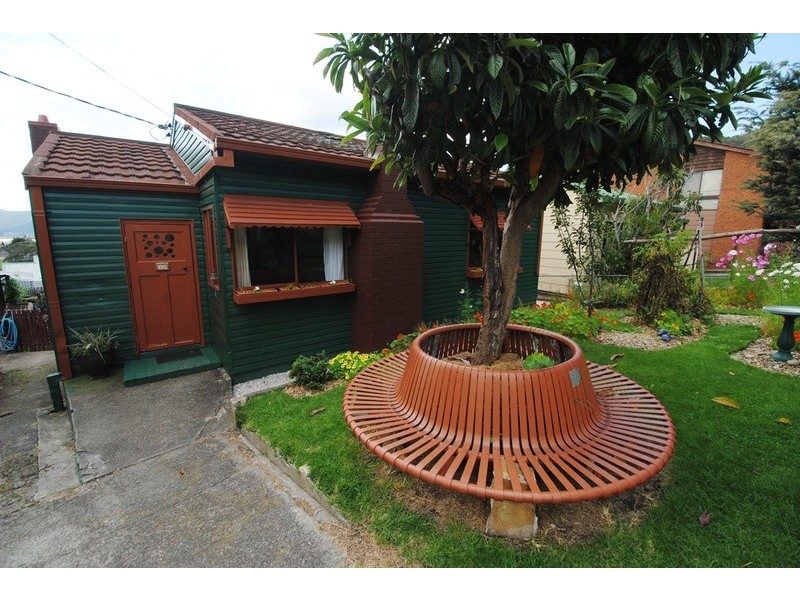 18 Fourth Street, Lithgow NSW 2790