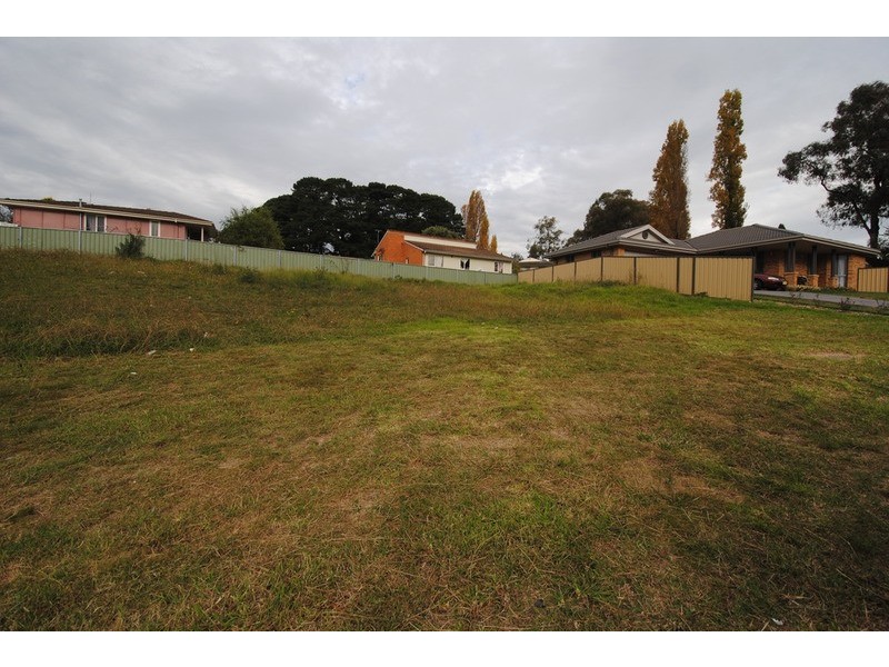802 Adina Crescent, Lithgow NSW 2790
