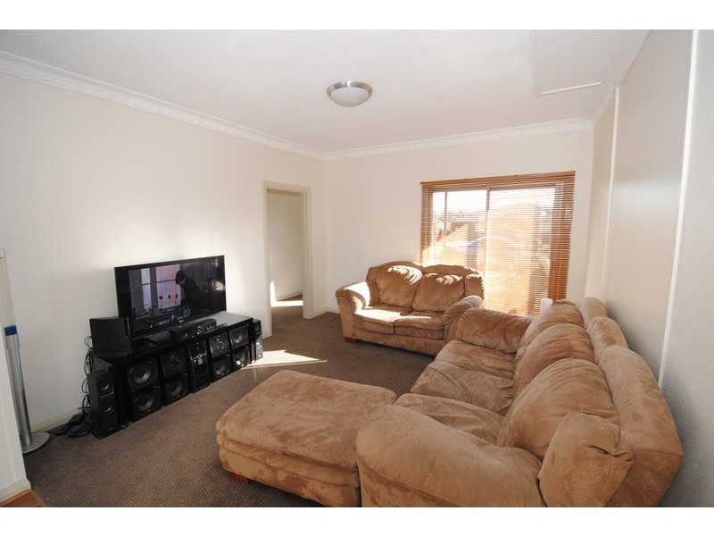 11 Rifle Parade, Lithgow NSW 2790