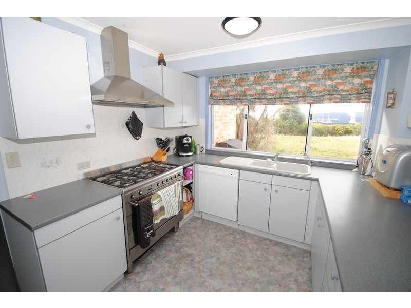 2 Forest Ridge Drive, Lithgow NSW 2790