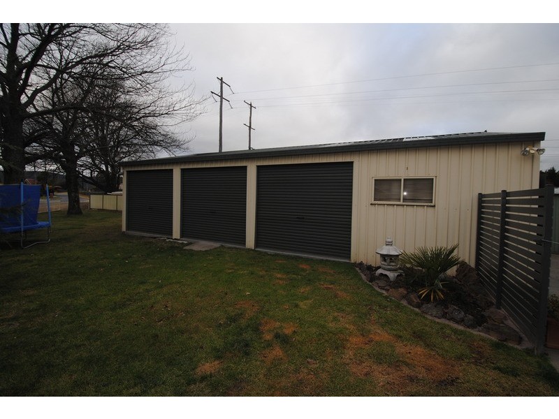 4 Fullagar Avenue, Lithgow NSW 2790
