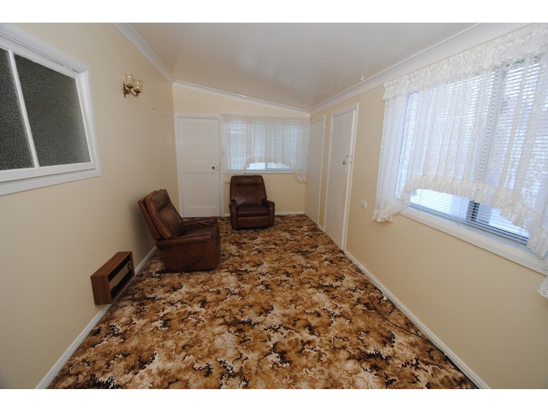 16 Sandford  Avenue, Lithgow NSW 2790