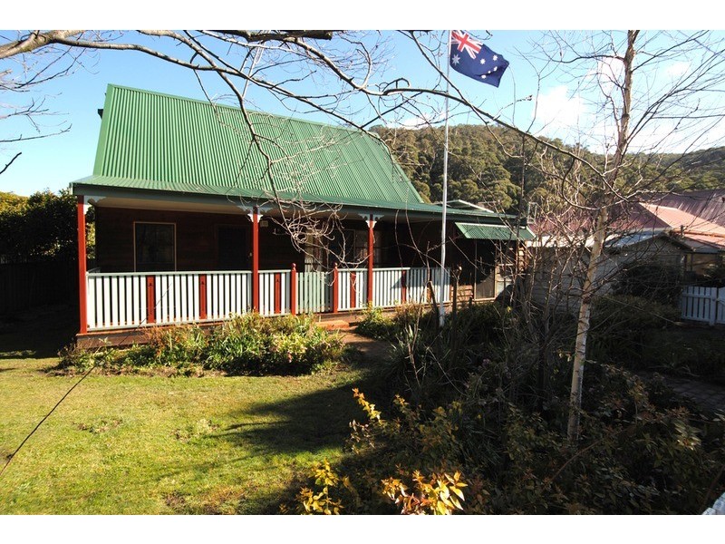 2 Victoria Avenue, Lithgow NSW 2790