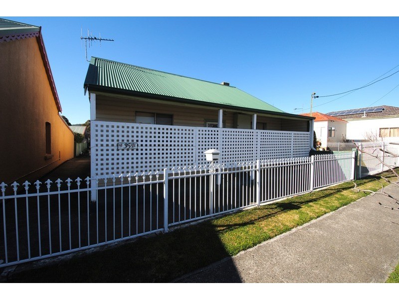 35 Tank Street, Lithgow NSW 2790