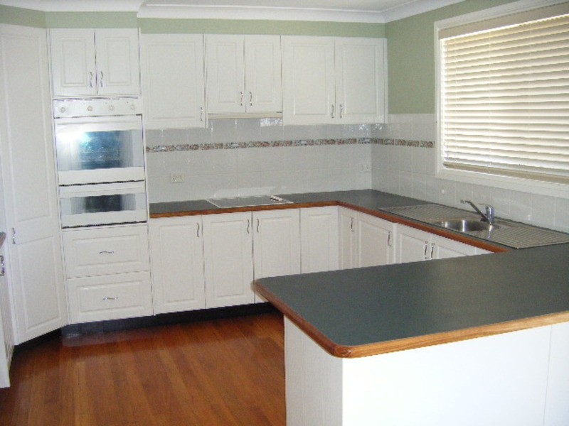 6 Daintree Close, Lithgow NSW 2790