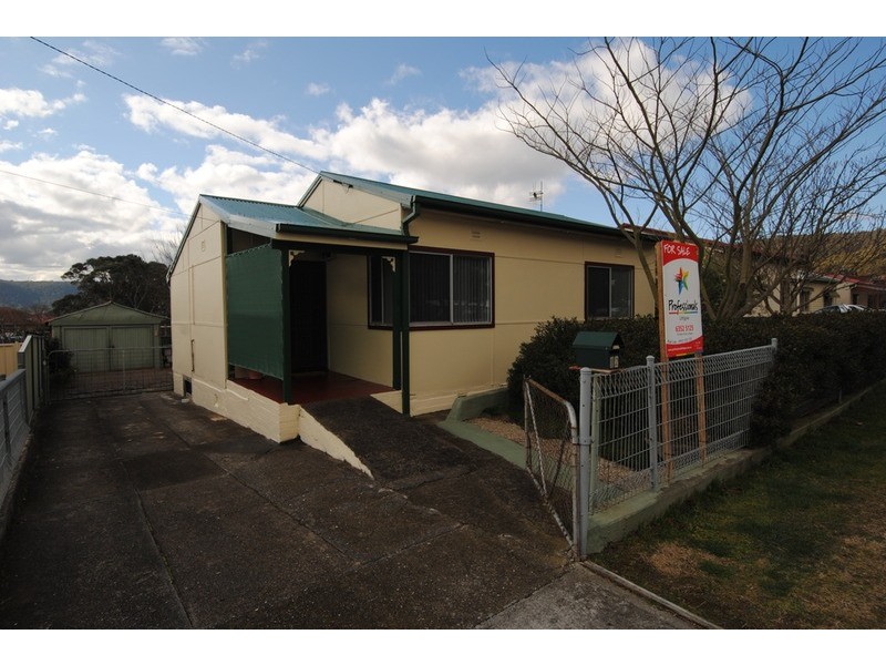 12 First  Street, Lithgow NSW 2790