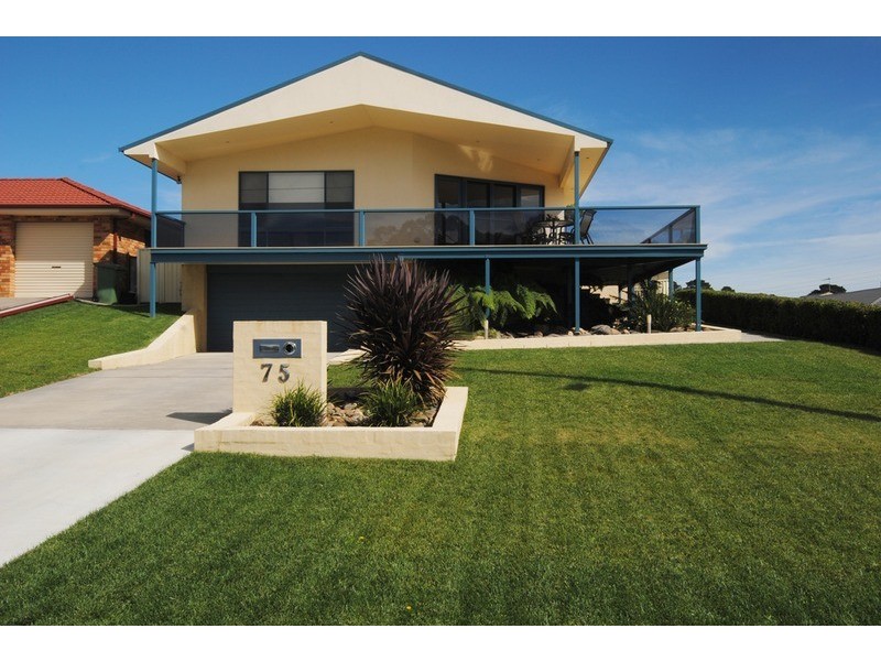 75 Lyon Parade, Wallerawang NSW 2845