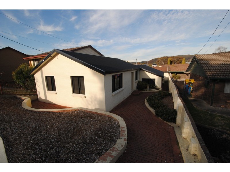 60 Musket Parade, Lithgow NSW 2790