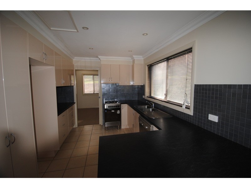 60 Musket Parade, Lithgow NSW 2790