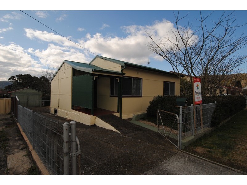 12  First Street, Lithgow NSW 2790