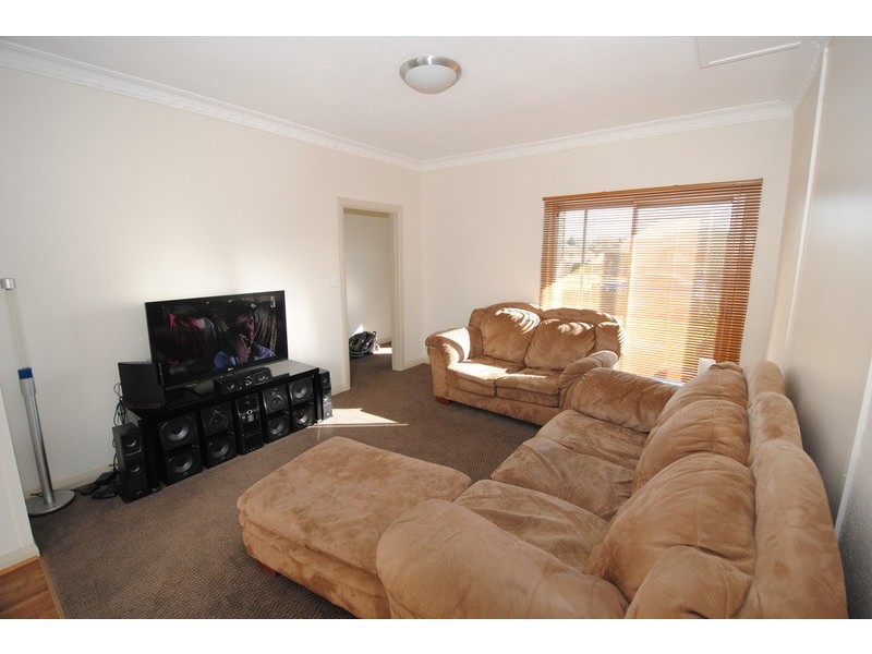 11 Rifle Parade, Lithgow NSW 2790