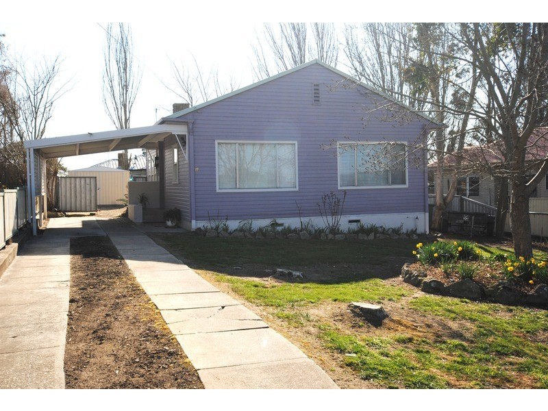 27 Hume Avenue, Wallerawang NSW 2845