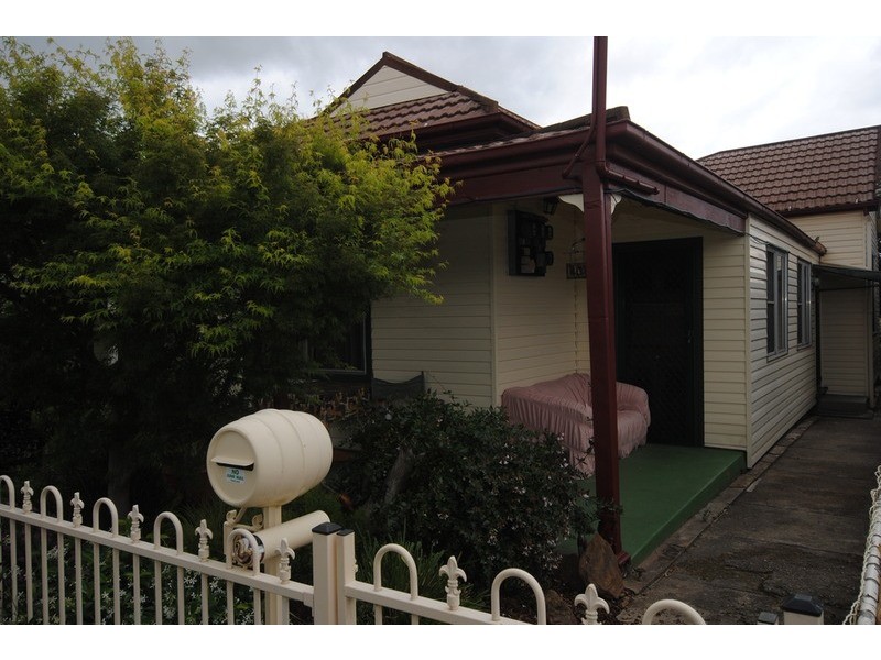 40 Calero Street, Lithgow NSW 2790