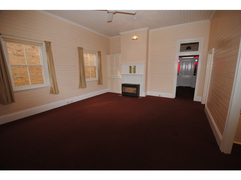 8 Spooner Street, Lithgow NSW 2790