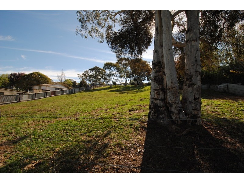 17 Burton  Street, Portland NSW 2847