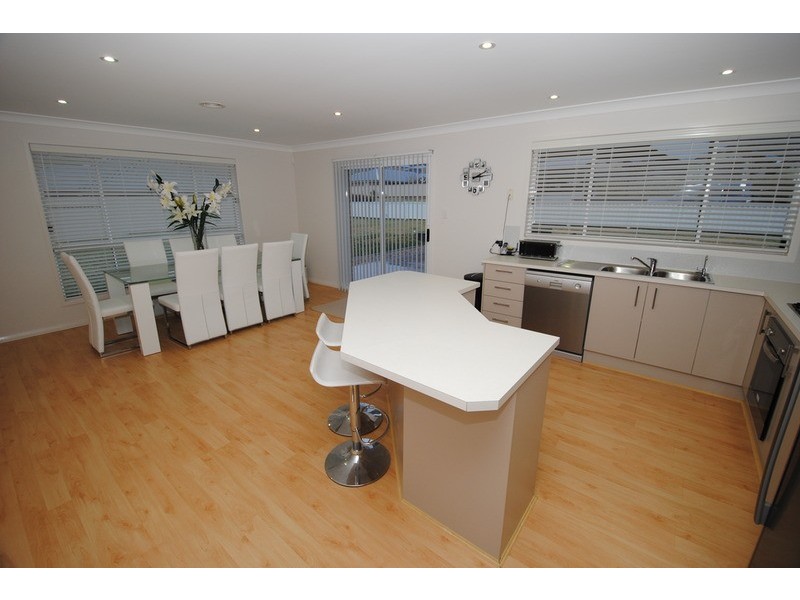 2 Acer Place, Lithgow NSW 2790
